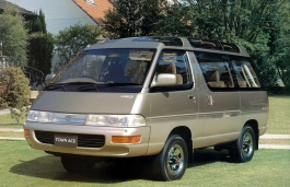 Размер шин и дисков на Toyota, Town Ace, II Restyling, 1988 - 1991
                        