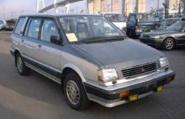 Размер шин и дисков на Mitsubishi, Chariot, I Restyling, 1989 - 1991
                        