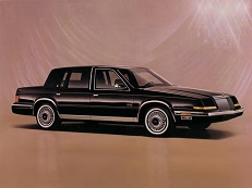 Размер шин и дисков на Chrysler, New Yorker, C-body, 1989 - 1993
                        